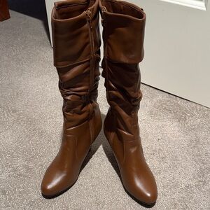 Brand New Knee-High Women's Boots